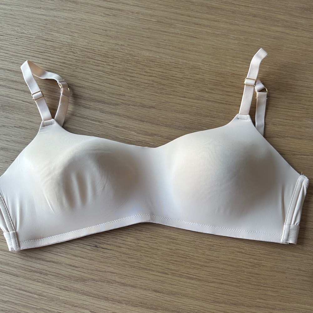 Lively Light Cream Bra